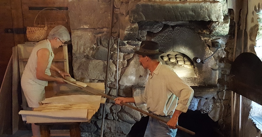 Pont de l’Ascension et première cuisson du pain le samedi 11 mai 2024